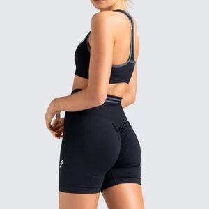 DO YOU EVEN Black Scrunch Seamless Shorts Size Large
